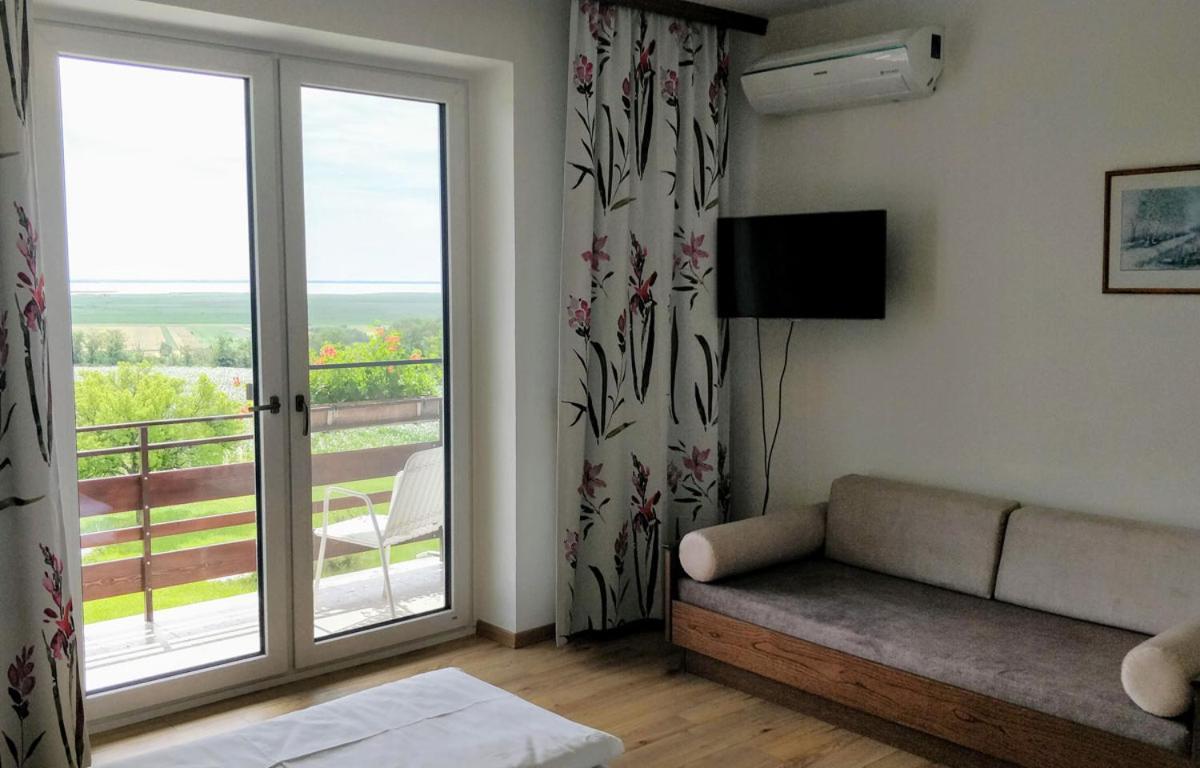 Gasthof-Pension Wein Breitenbrunn  Dış mekan fotoğraf