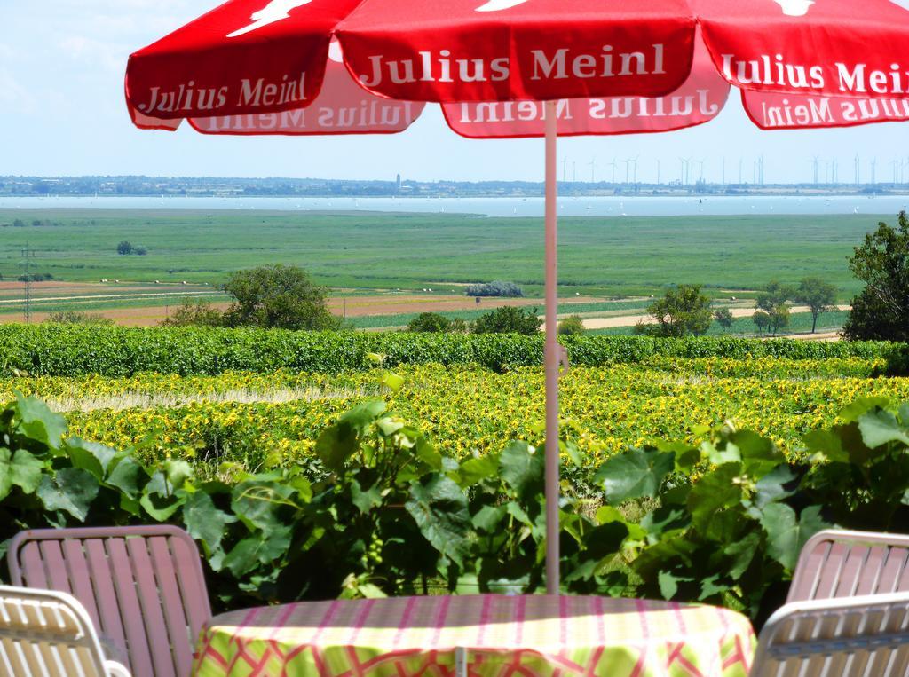 Gasthof-Pension Wein Breitenbrunn  Dış mekan fotoğraf